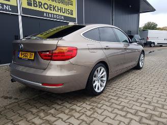 BMW 3-serie 320i xDrive High Executive picture 7