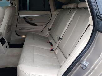 BMW 3-serie 320i xDrive High Executive picture 14