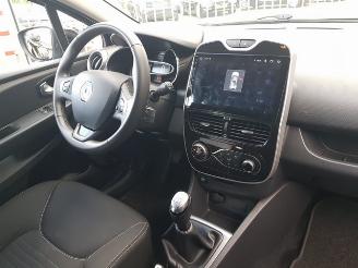 Renault Clio 0.9 TCe Intens Limited picture 17