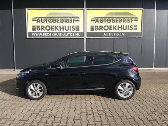 Renault Clio 0.9 TCe Intens Limited picture 2
