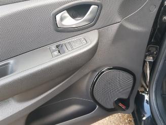 Renault Clio 0.9 TCe Intens Limited picture 24