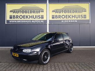 skadebil auto Volkswagen Golf 1.6 Ocean 2003/1