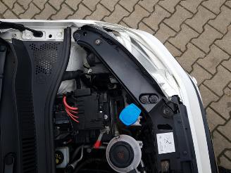 Volkswagen Up! 1.0 EcoFuel move up! picture 11