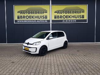 Schadeauto Volkswagen Up! 1.0 EcoFuel move up! 2017/9