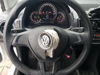 Volkswagen Up! 1.0 EcoFuel move up! picture 17