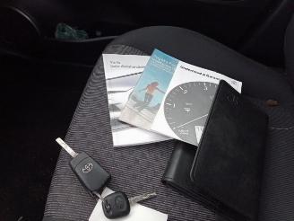 Toyota Yaris Yaris III (P13), Hatchback, 2010 / 2020 1.33 16V Dual VVT-I picture 19