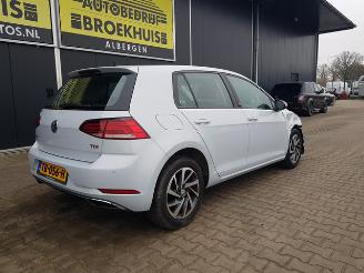 Volkswagen Golf 1.6 TDI Comfortline SOUND-Edition picture 6