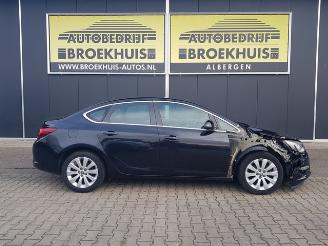 Opel Astra 1.4 Turbo Cosmo picture 4