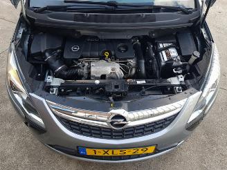 Opel Zafira Tourer 1.6 CDTI Business+ picture 26