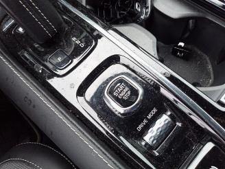 Volvo V-60 V60 II (ZW), Combi, 2018 2.0 T8 16V Plug-in Hybrid AWD picture 18