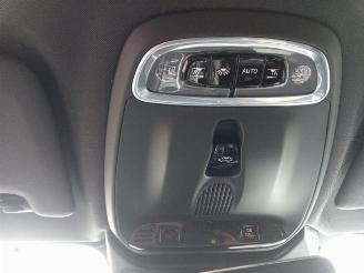 Volvo V-60 V60 II (ZW), Combi, 2018 2.0 T8 16V Plug-in Hybrid AWD picture 16