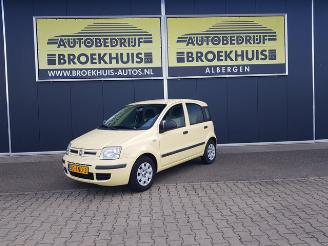 skadebil auto Fiat Panda 1.2 Active 2010/5