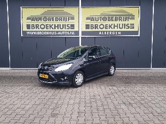 krockskadad bil auto Ford C-Max 1.0 Titanium 2013/7
