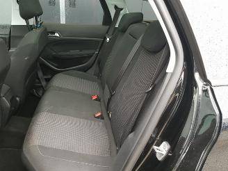 Peugeot 308 SW 1.2 PureTech Blue Lease Executive picture 17