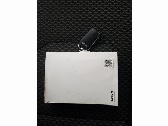 Kia Ceed 1.6 GDI PHEV DynamicPlusLine picture 22