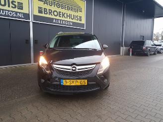 Opel Zafira Tourer 1.4 Design Edition 7p. picture 3