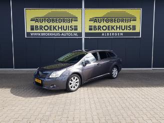 krockskadad bil auto Toyota Avensis  2011/4
