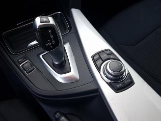 BMW 3-serie 320i Executive picture 21