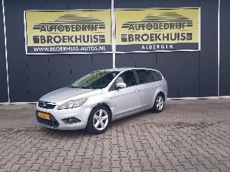 krockskadad bil auto Ford Focus 1.6 Comfort 2010/7