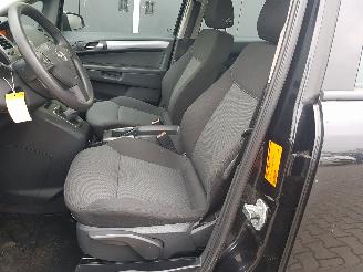 Opel Zafira 1.6 Temptation picture 14