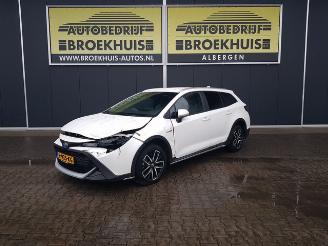 krockskadad bil auto Toyota Corolla Touring Sports 1.8 Hybrid Trek 2020/2