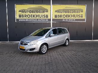 krockskadad bil auto Opel Zafira 1.8 Temptation 2008/9