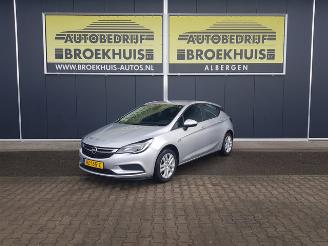 Damaged car Opel Astra 1.0 Edition 2016/2