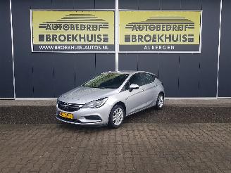 skadebil auto Opel Astra 1.0 Edition 2016/2