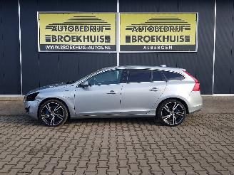 Volvo V-60 2.4 D6 AWD Plug-In Hybrid Pure Limited picture 2