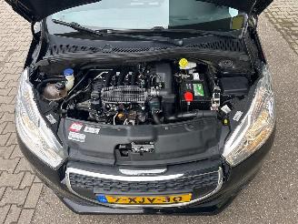 Peugeot 208 1.0 VTi Access picture 21