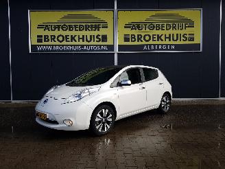 Schadeauto Nissan Leaf Tekna Limited Edition 24 kWh 2015/10