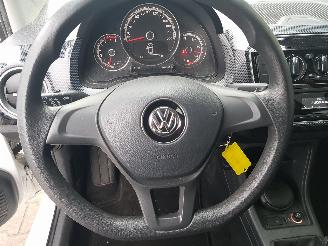 Volkswagen Up! 1.0 BMT move up! picture 18