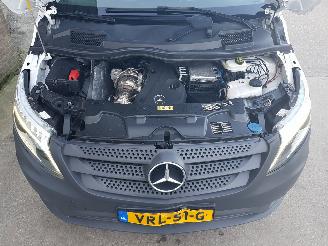 Mercedes Vito 114 CDI Lang picture 13