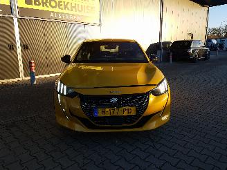 Peugeot 208 1.2 PureTech GT-Line picture 3