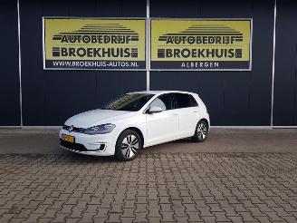 uszkodzony samochody osobowe Volkswagen e-Golf e-Golf 2017/12