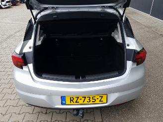 Opel Astra 1.6 CDTI Business+ picture 23