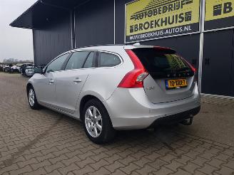 Volvo V-60 2.0 D4 Momentum picture 8