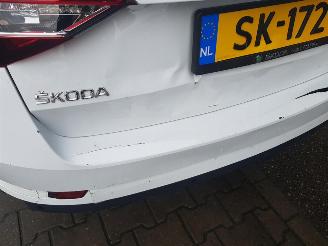 Skoda Superb Combi 1.4 TSI ACT Ambition Business picture 9