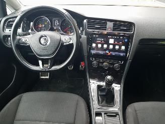 Volkswagen Golf 1.6 TDI Comfortline SOUND-Edition picture 16