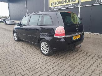 Opel Zafira 1.6 Temptation picture 8