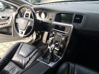 Volvo V-60 2.4 D6 AWD Plug-In Hybrid Pure Limited picture 15