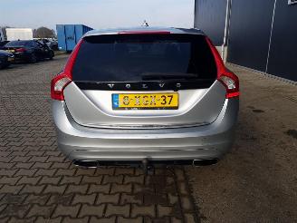 Volvo V-60 2.4 D6 AWD Plug-In Hybrid Pure Limited picture 5