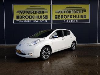 skadebil auto Nissan Leaf Tekna Limited Edition 24 kWh 2015/10