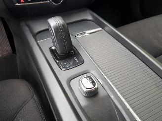 Volvo V-60 2.0 B3 Momentum Advantage picture 15