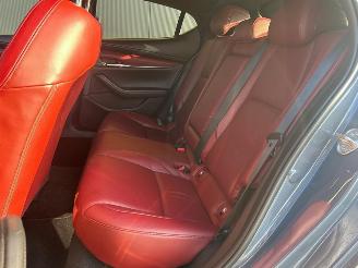 Mazda 3 2.0 e-SkyActiv-X M Hybrid 180 Luxury picture 16