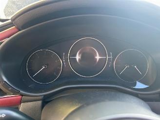 Mazda 3 2.0 e-SkyActiv-X M Hybrid 180 Luxury picture 20