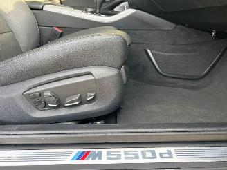 BMW M550 5-serie Touring M550xd picture 22