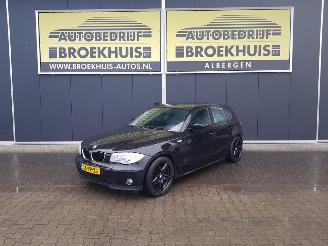 krockskadad bil auto BMW 1-serie 116i High Executive 2004/10