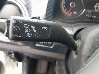 Volkswagen Up! 1.0 BMT move up! picture 22