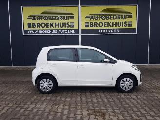 Volkswagen Up! 1.0 BMT move up! picture 4